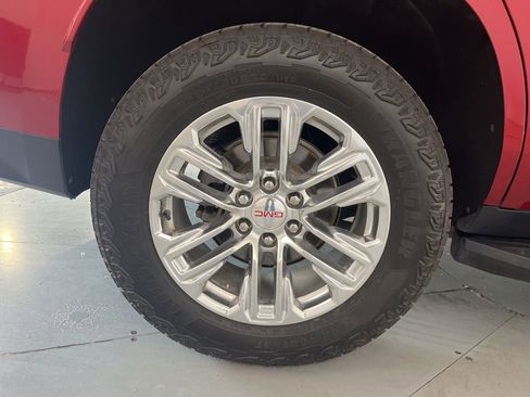 Used 2021 GMC Yukon SLT AWD/4WD image 15