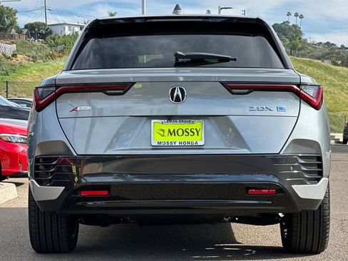 Used 2024 Acura ZDX A-Spec image 6