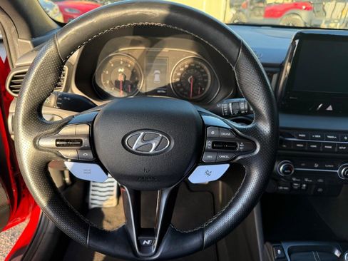 Used 2020 Hyundai Veloster N image 19