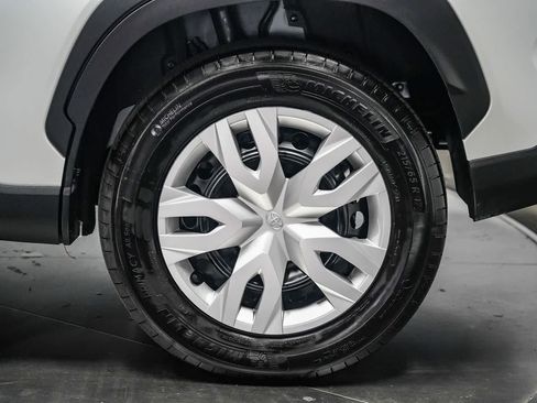 Used 2026 Toyota Corolla Cross L FWD image 10