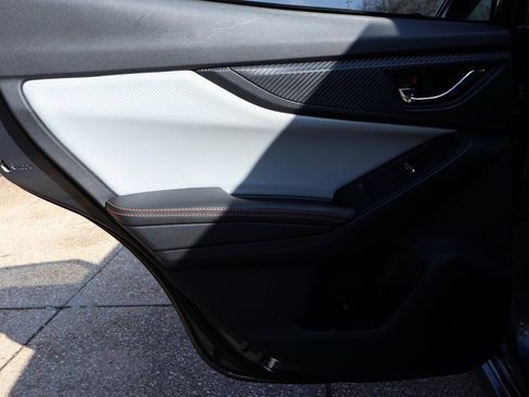 Used 2021 Subaru Crosstrek 2.5i Limited w/ Moonroof Package 1 image 17