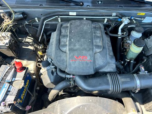 Used 2004 Isuzu Rodeo S image 18