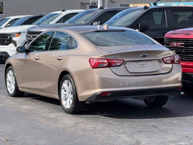 Used 2019 Chevrolet Malibu LT FWD image 5