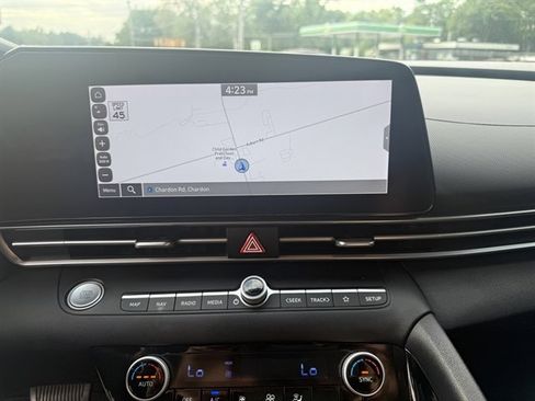 Used 2023 Hyundai Elantra SEL w/ Convenience Package image 23