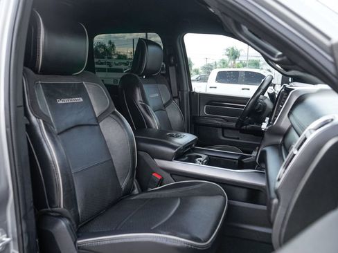 Used 2022 RAM 2500 Laramie w/ Night Edition image 40