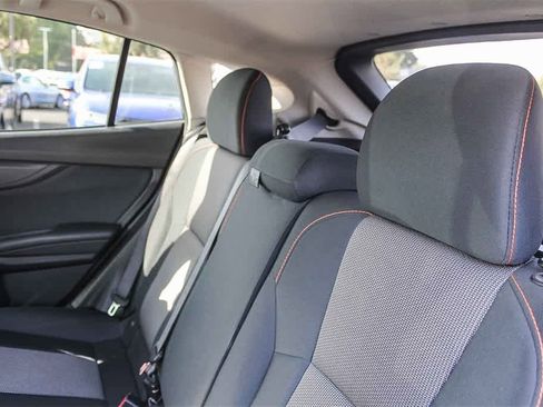 Used 2019 Subaru Crosstrek 2.0i Premium image 26