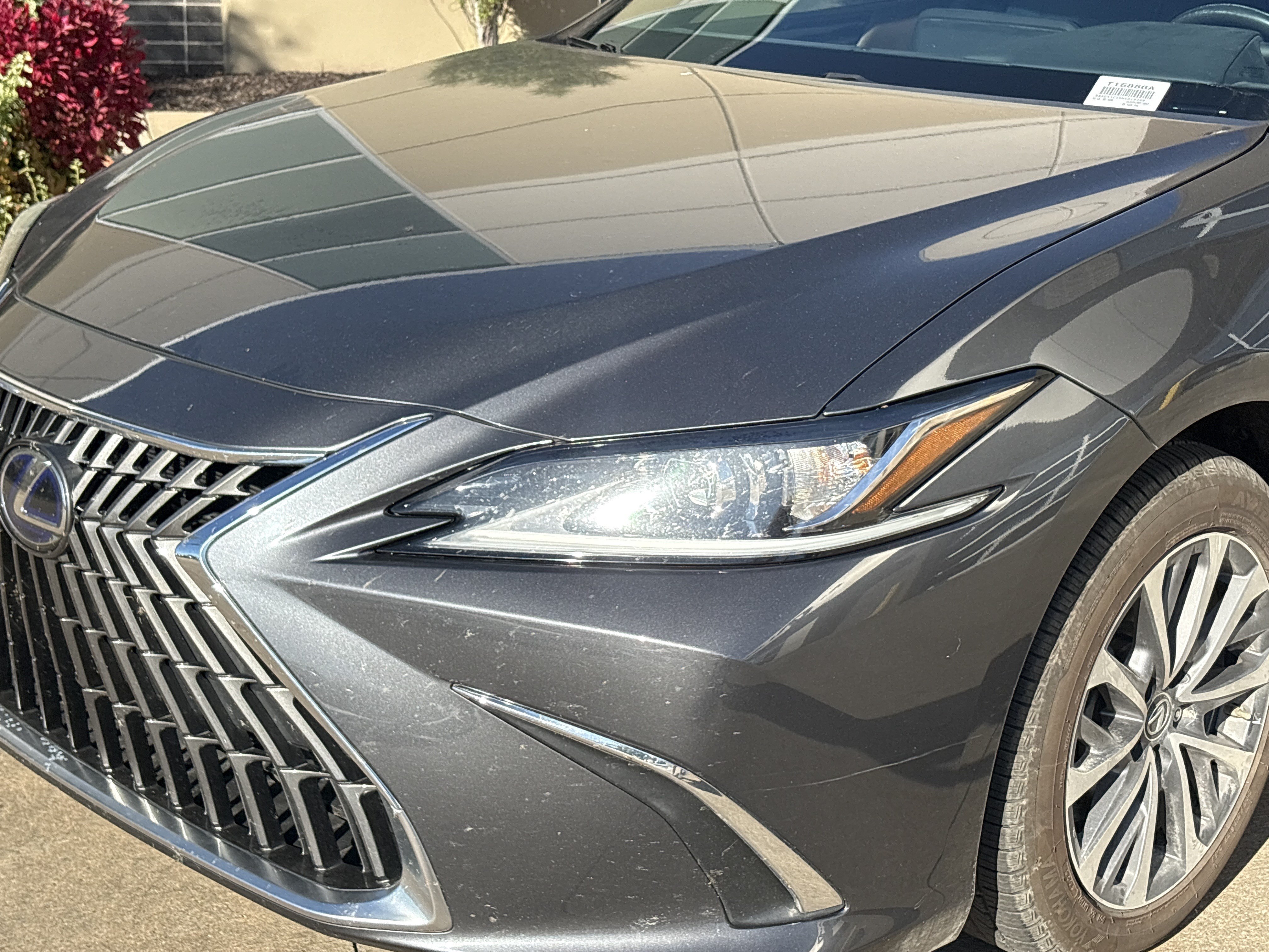 Used 2022 Lexus ES 300h FWD image 6