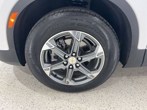 Used 2023 Chevrolet Blazer LT FWD image 26
