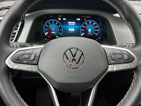 New 2026 Volkswagen Atlas Cross Sport SE image 21