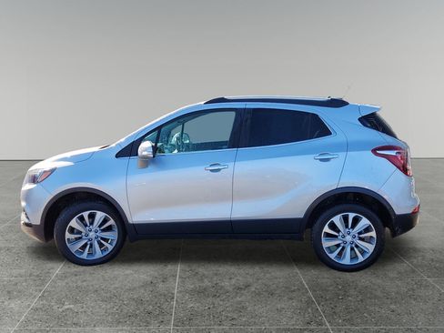 Used 2018 Buick Encore Preferred image 4