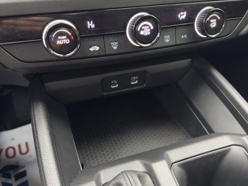 Certified 2025 Honda Accord LX image 20