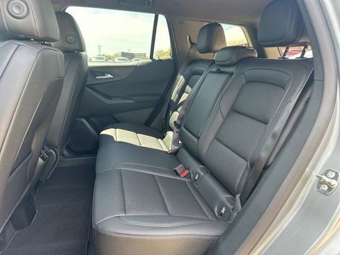 New 2026 Chevrolet Equinox LT w/ Convenience Package II image 11