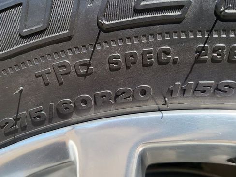 Used 2021 GMC Sierra 1500 SLT w/ X31 Off-Road Package AWD/4WD image 13