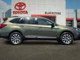 Used 2018 Subaru Outback 3.6R Touring image 2