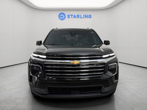 Certified 2025 Chevrolet Traverse LT w/ Driver Confidence Package FWD image 15