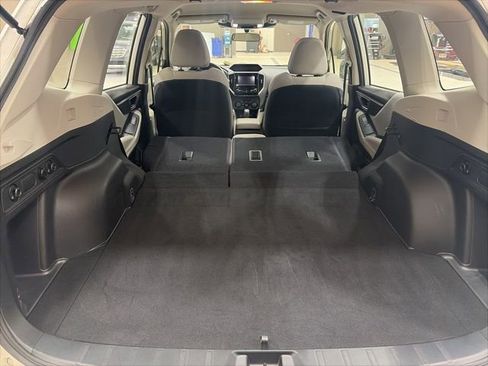 Used 2023 Subaru Forester AWD/4WD image 16