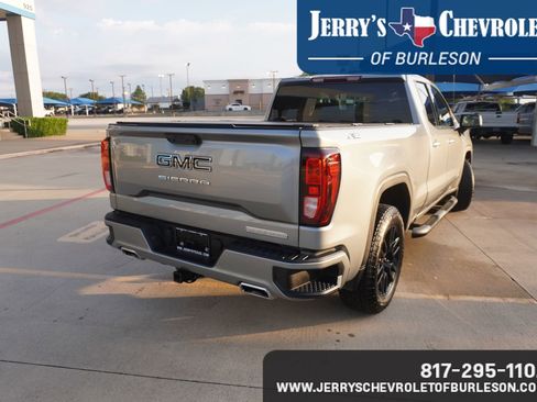 Used 2023 GMC Sierra 1500 Elevation w/ X31 Off-Road Package AWD/4WD image 5
