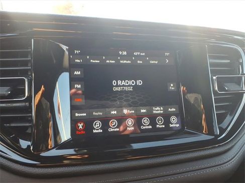 Used 2022 Dodge Durango GT image 15