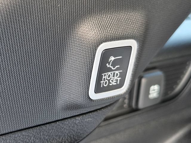 New 2026 Jeep Grand Cherokee Limited w/ Limited Altitude Package AWD/4WD image 31