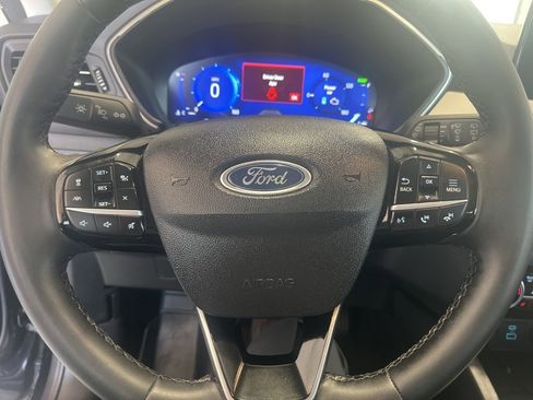 Used 2022 Ford Escape SEL w/ Technology Package image 22