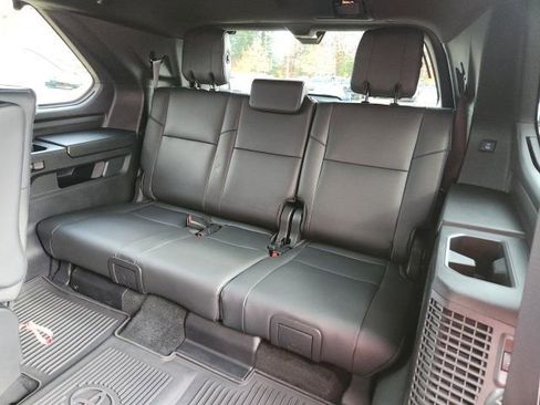 Certified 2024 Toyota Sequoia Platinum image 25