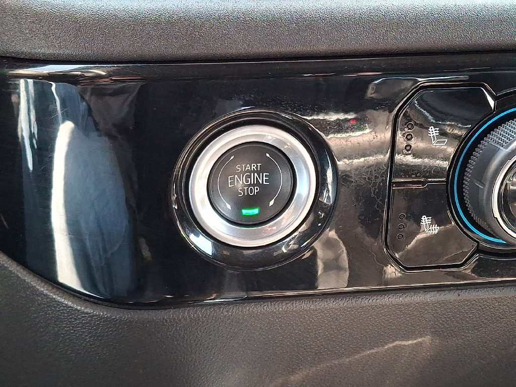 Used 2024 Chevrolet Silverado 1500 LT Trail Boss w/ LPO, Dark Essentials Package AWD/4WD image 22