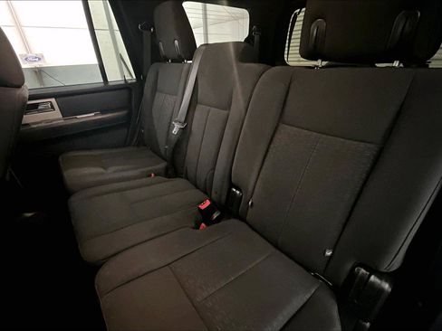 Used 2017 Ford Expedition XLT image 26