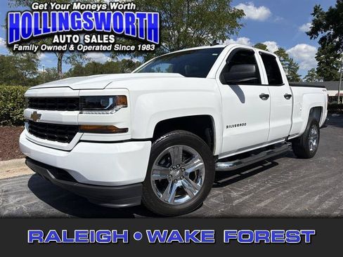 Used 2018 Chevrolet Silverado 1500 Custom w/ Custom Value Package AWD/4WD image 1