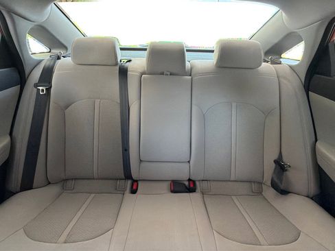 Used 2017 Hyundai Sonata SE image 18