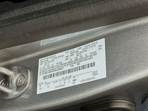 Used 2024 Lincoln Corsair Reserve w/ Equipment Group 201A image 12