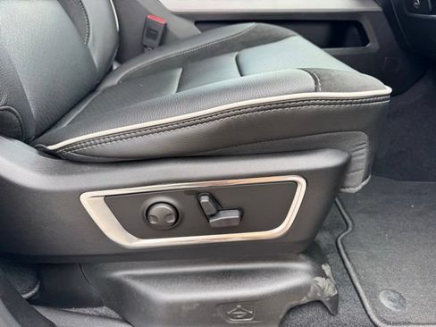 New 2026 RAM 1500 Laramie AWD/4WD image 24