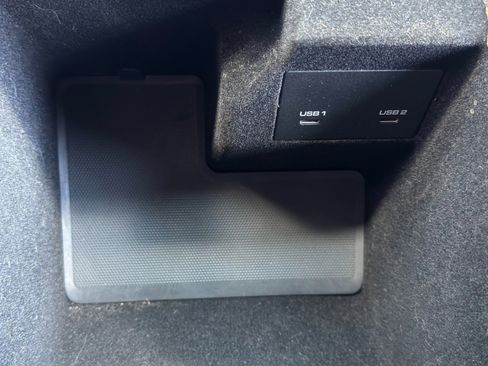 Used 2022 Porsche Cayenne E-Hybrid image 35