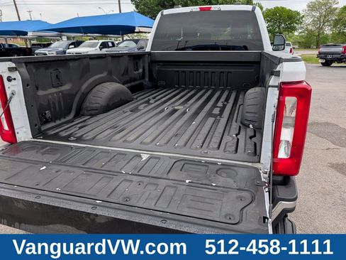 Used 2023 Ford F250 XLT w/ FX4 Off-Road Package AWD/4WD image 26