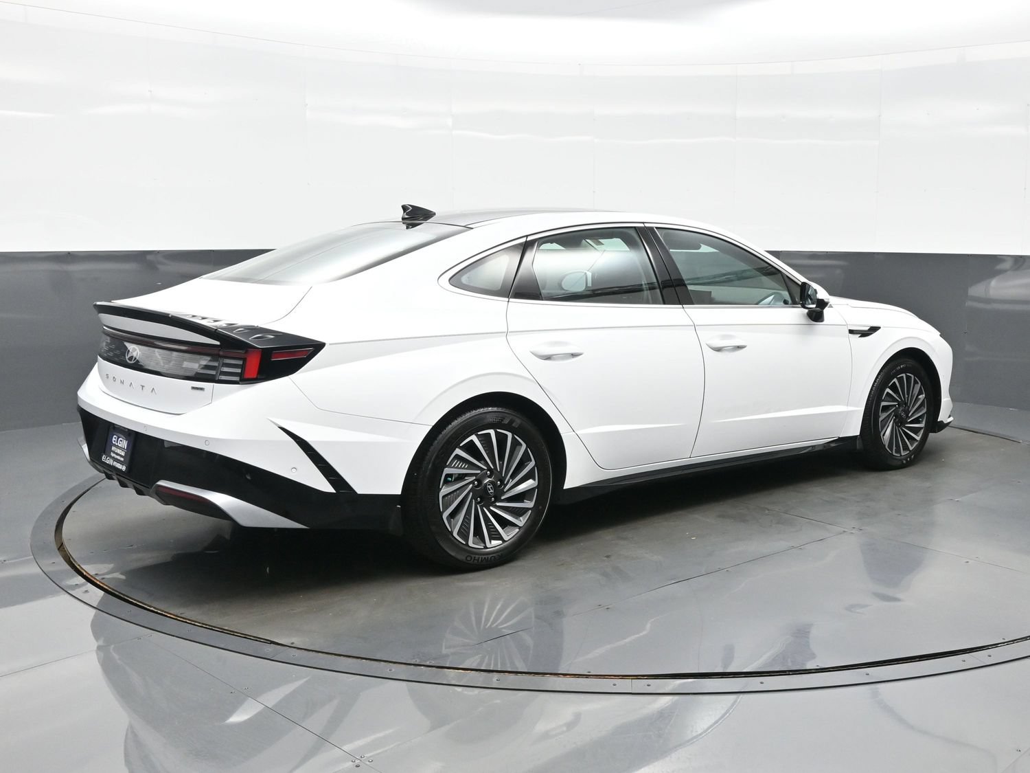 Certified 2026 Hyundai Sonata Limited FWD image 6