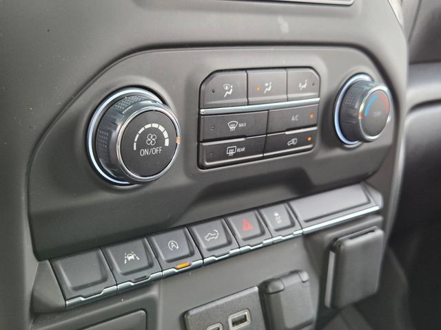 Used 2025 Chevrolet Silverado 1500 Custom w/ LPO, Dark Essentials Package AWD/4WD image 21