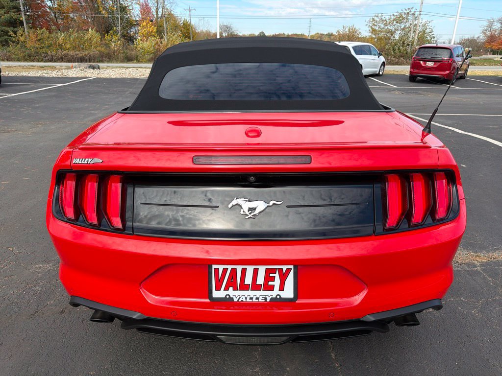Used 2020 Ford Mustang Premium RWD image 5