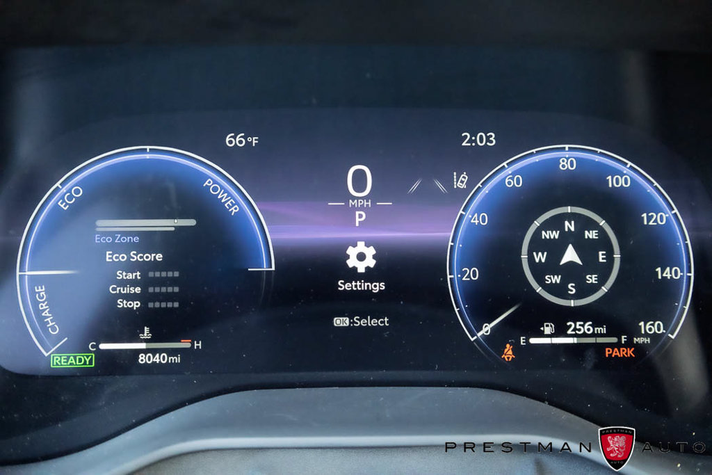 Used 2025 Toyota Sienna Platinum AWD/4WD image 34