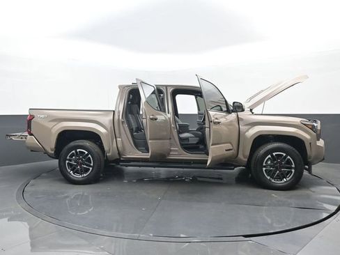 Used 2026 Toyota Tacoma TRD Sport RWD image 30