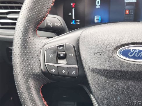 Used 2023 Ford Escape ST-Line image 27