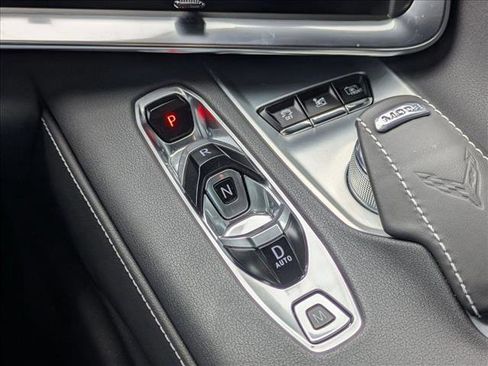 Used 2021 Chevrolet Corvette Stingray Preferred Cpe w/ Z51 Performance Package image 12