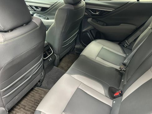 Used 2025 Subaru Outback Onyx Edition image 16