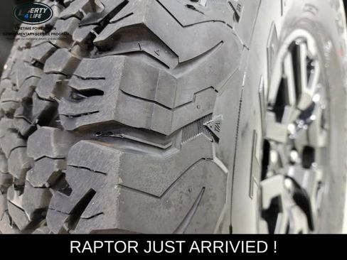 Used 2024 Ford Bronco Raptor AWD/4WD image 11