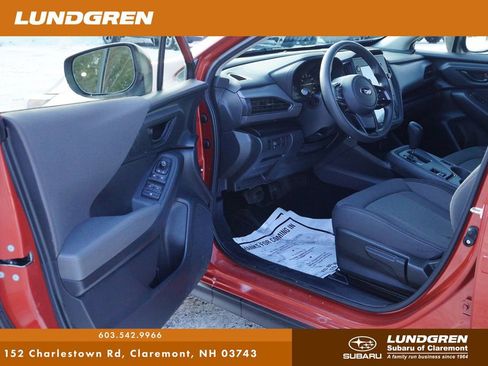 Used 2024 Subaru Crosstrek 2.0i image 10