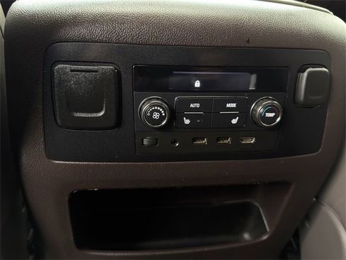 Used 2017 GMC Yukon Denali w/ Open Road Package image 28