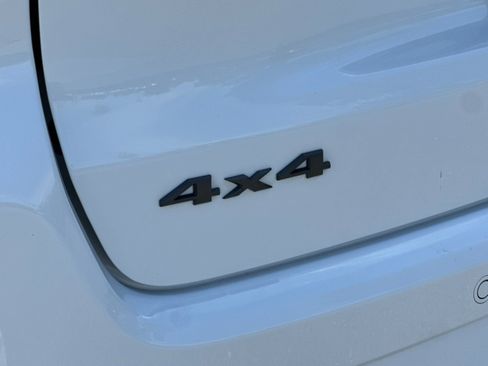 Used 2025 Jeep Compass Limited w/ High Altitude Package AWD/4WD image 27
