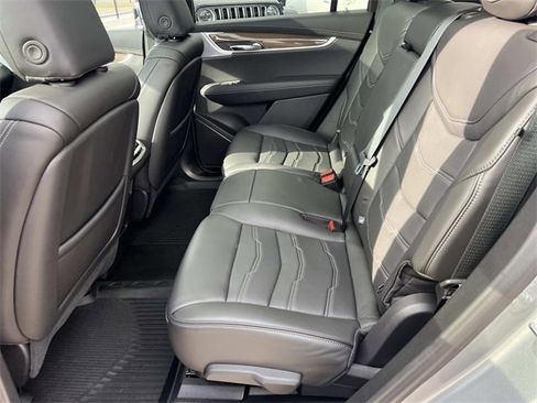 Certified 2025 Cadillac XT6 Premium Luxury w/ Platinum Package image 12