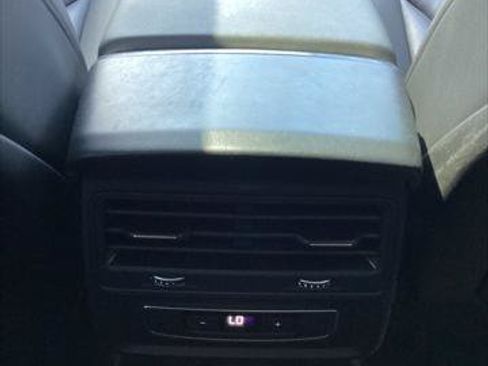 Used 2023 Audi Q7 2.0T Premium w/ Convenience Package AWD/4WD image 27
