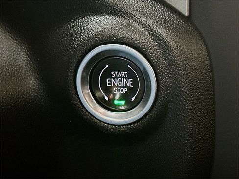 Used 2025 Chevrolet Silverado 2500 W/T w/ WT Convenience Package image 27