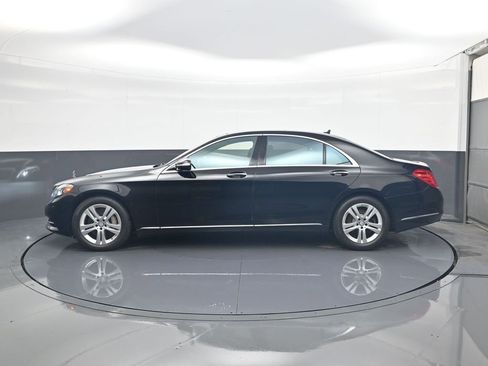 Used 2017 Mercedes-Benz S 550 4MATIC Sedan image 4