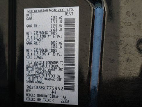 Used 2025 Nissan Rogue SV AWD/4WD image 33